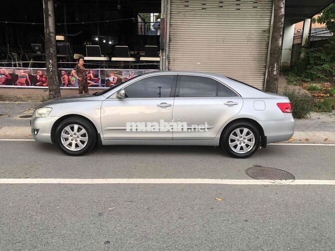 cần bán Toyota Camry sx cuối 2009 std còn đẹp rin