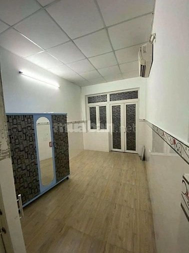 Sát vách Q1 - Nhà 2 tầng vô ở ngay. Chỉ 3,8 tỷ tl
