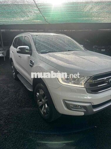 Ford Everest Titanium Trắng Tự động 160168 km