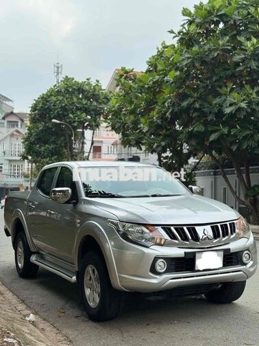 Mitsubishi Triton GLX 4x2AT 2017 Bạc