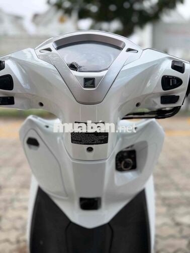 Honda Lead 125 2017 Trắng