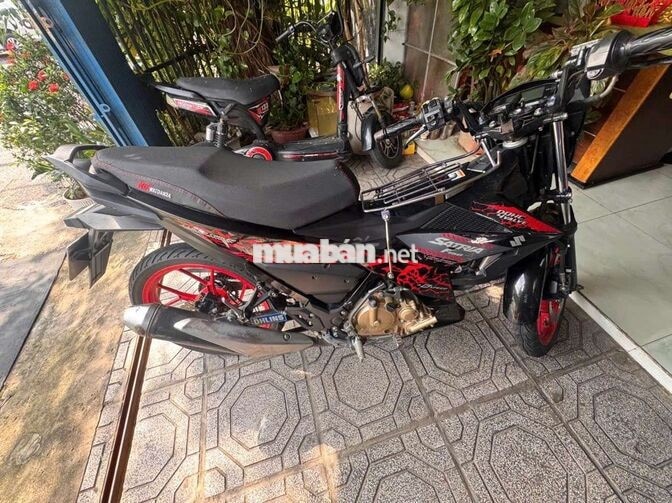 Suzuki Raider 150cc Đen, Đỏ 15.000km