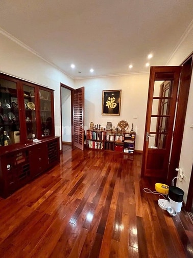 Bán 100m2 nhà mặt phố Trung Kính Câu Giấy Hà Nội. Nhà đẹp