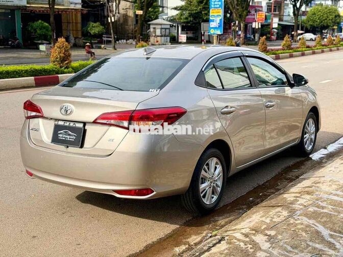 Toyota Vios E CVT 2019 Vàng cát