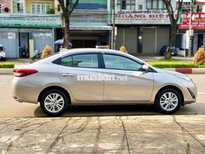 Toyota Vios E CVT 2019 Vàng cát