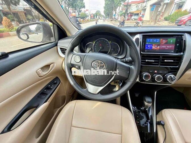 Toyota Vios E CVT 2019 Vàng cát