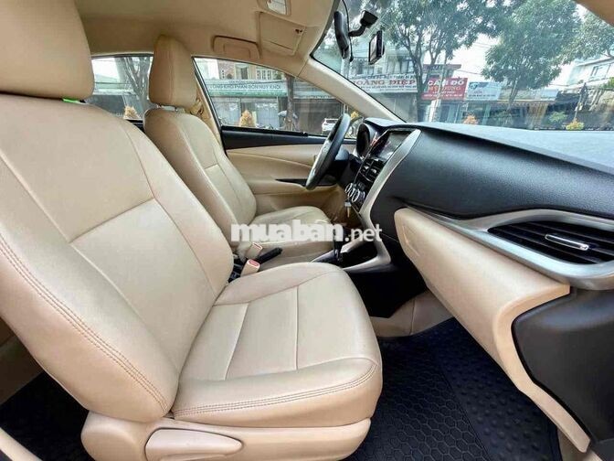 Toyota Vios E CVT 2019 Vàng cát