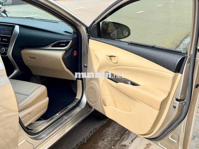Toyota Vios E CVT 2019 Vàng cát