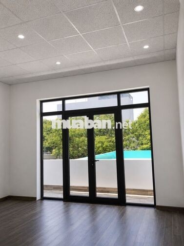 HOUSE FOR RENT–NHÀ 2 TẦNG FULL NỘI THẤT-85 Nguyễn Minh Châu- ĐHĐN