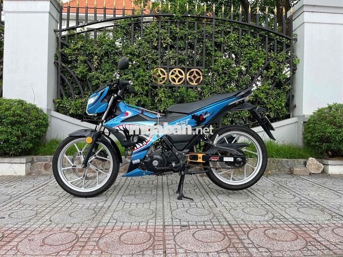 Suzuki Satria Xanh Xe côn tay