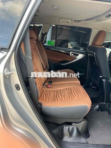 Toyota Innova 2018 Tự động Bạc