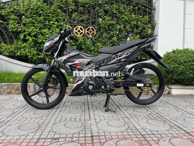 Suzuki Satria Đen