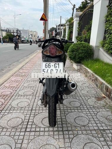 Suzuki Satria Đen