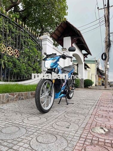 Suzuki Satria Xanh Xe côn tay