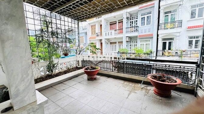 NHÀ 3 LẦU FULL NỘI THẤT HẺM TRẦN THỊ NĂM P. TÂN CHÁNH HIỆP Q12 