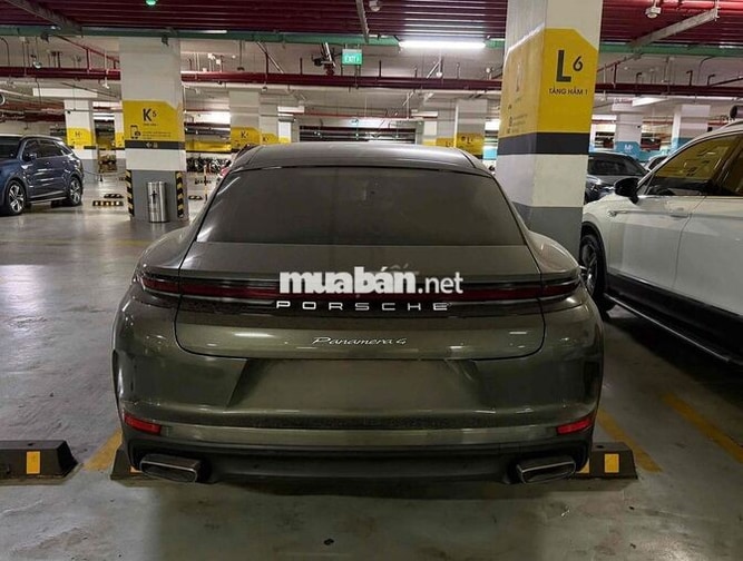 Porsche Panamera 4 eHybrid Executive 2025