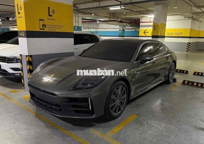 Porsche Panamera 4 eHybrid Executive 2025