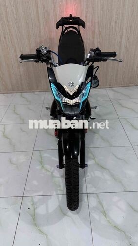 Suzuki Satria F150 2021 Đen trắng
