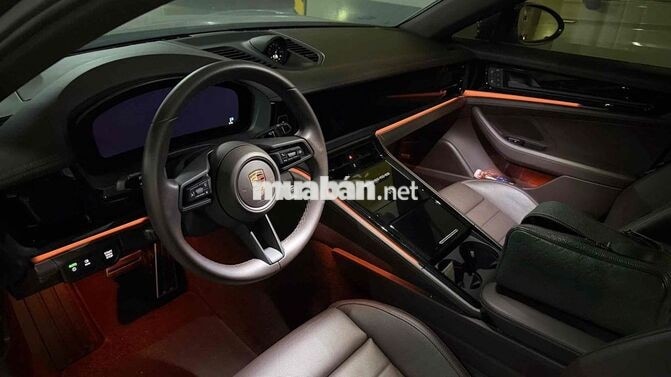 Porsche Panamera 4 eHybrid Executive 2025