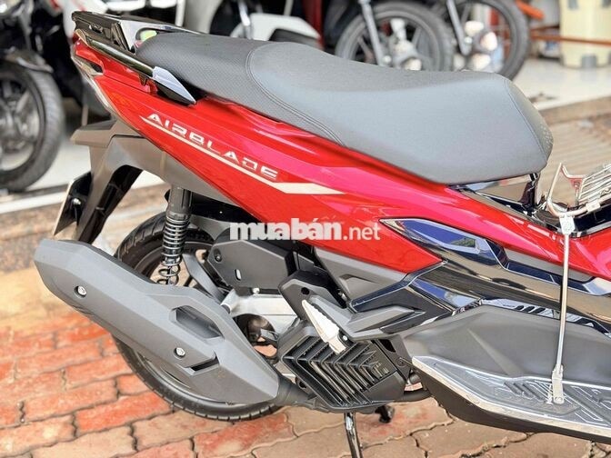 AB 2023 (4van) XE ĐẸP MÁY MÓC ZIN KENG