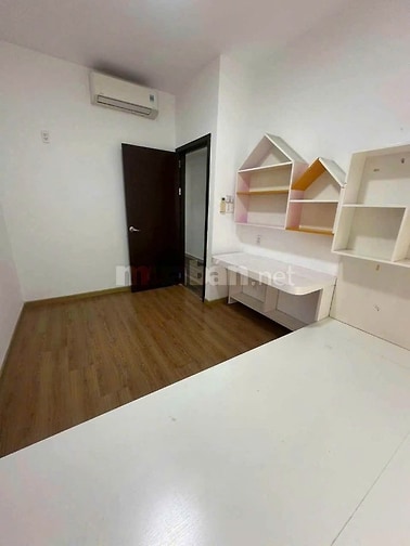 Chung cư Moscow Tower căn 3p ngủ,2wc- không nội thất, giá 8tr/tháng