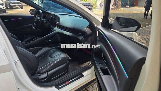 Hyundai Elantra 2022 NLine 1.6Turbo,màu trắng,6v6