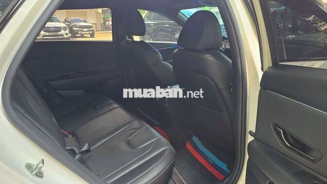 Hyundai Elantra 2022 NLine 1.6Turbo,màu trắng,6v6