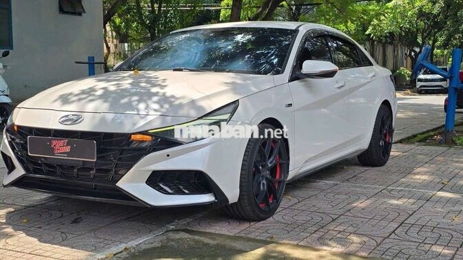 Hyundai Elantra 2022 NLine 1.6Turbo,màu trắng,6v6