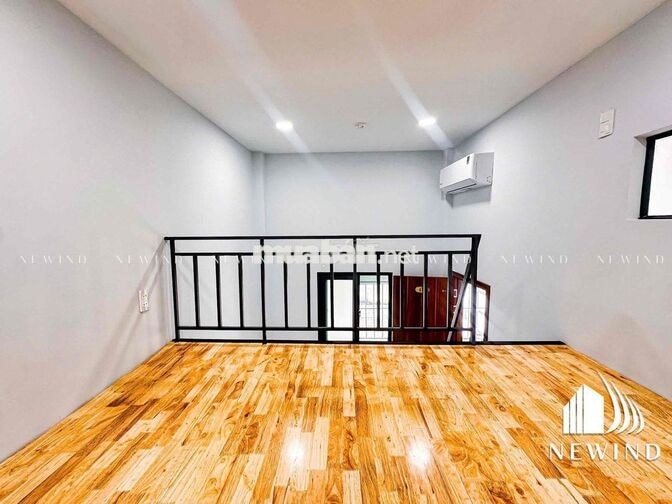 Cho thuê phòng trọ gác cao, cửa sổ. Sát bên KCX, UFM. Gần PMH, NTTU Q4