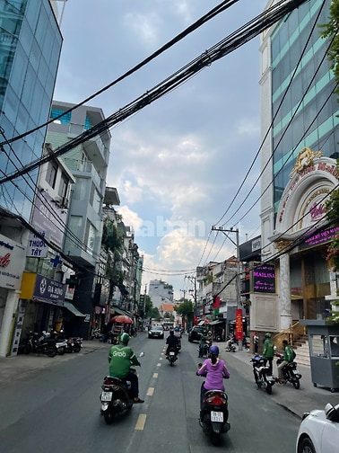 CẦN BÁN NHANH NHÀ GIẢM GIÁ SÂU 3 TẦNG NGANG 10M119M2 HĐT 65 TRIỆU