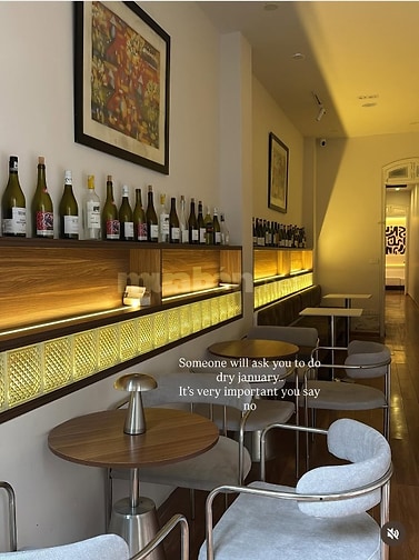 [SANG NHƯỢNG] QUÁN WINE & COFFEE KẾT HỢP HOMESTAY TRUNG TÂM HOÀN KIẾM
