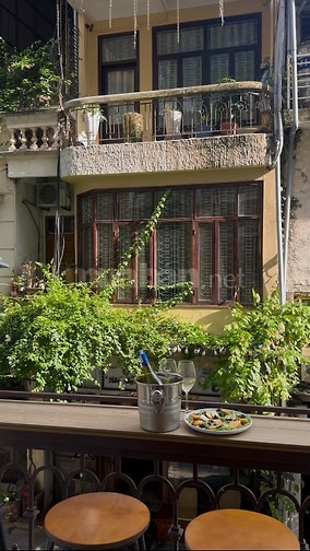 [SANG NHƯỢNG] QUÁN WINE & COFFEE KẾT HỢP HOMESTAY TRUNG TÂM HOÀN KIẾM
