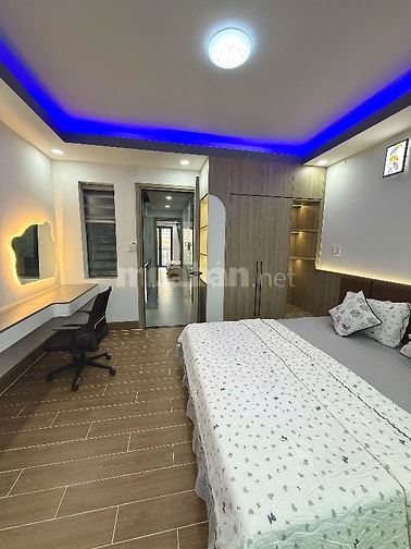Nhà 4 lầu THANG MÁY Cao cấp hẻm xe hơi 6m Phan Huy Ích, P12, Q.Gò Vấp,