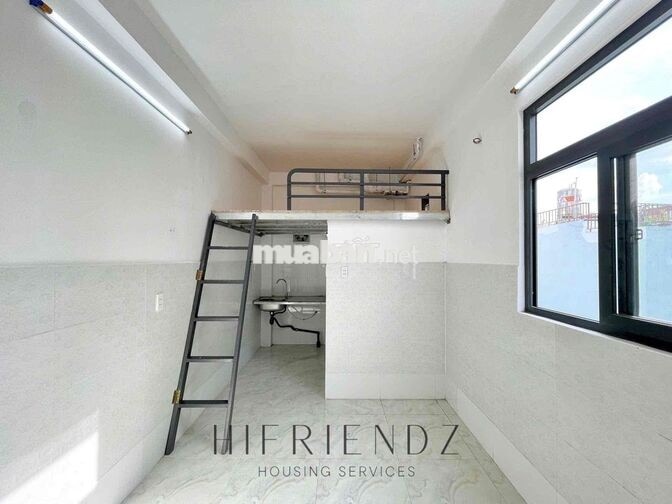 CHO THUE DUPLEX CỬA SỔ TRỜI 3🍠 THANG MÁY NGAY HOÀ BÌNH ĐẦM SEN GẦN VHU