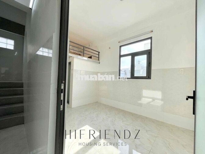 CHO THUE DUPLEX CỬA SỔ TRỜI 3🍠 THANG MÁY NGAY HOÀ BÌNH ĐẦM SEN GẦN VHU