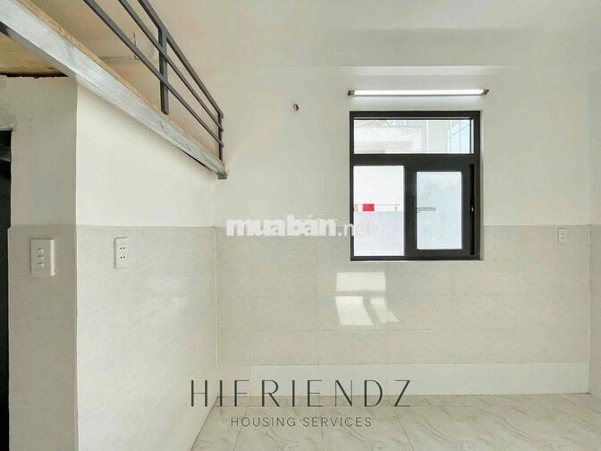 CHO THUE DUPLEX CỬA SỔ TRỜI 3🍠 THANG MÁY NGAY HOÀ BÌNH ĐẦM SEN GẦN VHU
