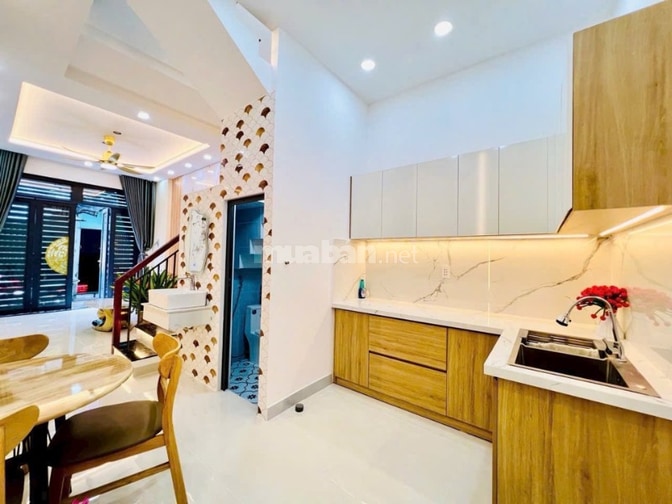 NHÀ MỚI 40M2, 3PN, CÓ PHÒNG NGỦ TRỆT, THÔNG TRƯỜNG CHINH, Q TÂN BÌNH