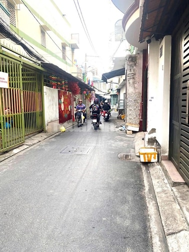 NHÀ MỚI 40M2, 3PN, CÓ PHÒNG NGỦ TRỆT, THÔNG TRƯỜNG CHINH, Q TÂN BÌNH