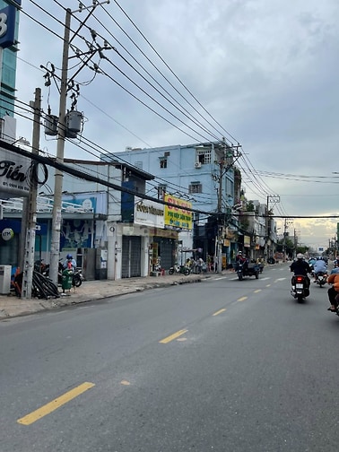 Bán nhà Cách Mạng Tháng 8 P.4, TBinh - Hẻm rộng 8m - HĐT 35tr/tháng
