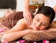 Dịch vụ massage thư giãn cho quý bà quý chị em tận nơi