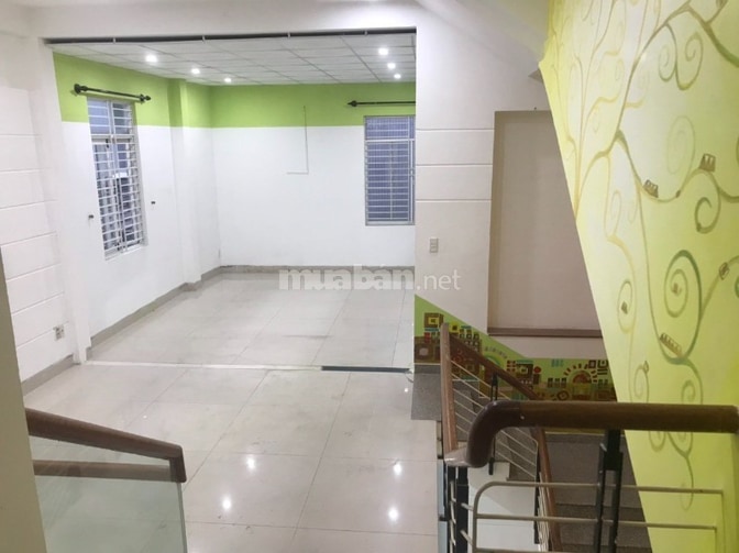 25.CHO THUÊ NHÀ 3 TẦNG MT NGUYỄN HOÀNG, MẶT BẰNG RỘNG, KINH DOANH TỐT