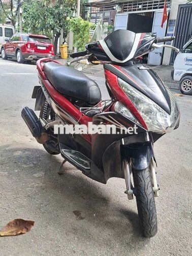 Honda Airblade giấy tờ đầy đủ.. Máy zin bao êm 