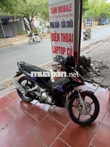 Yamaha Exciter Tím đen Xe số