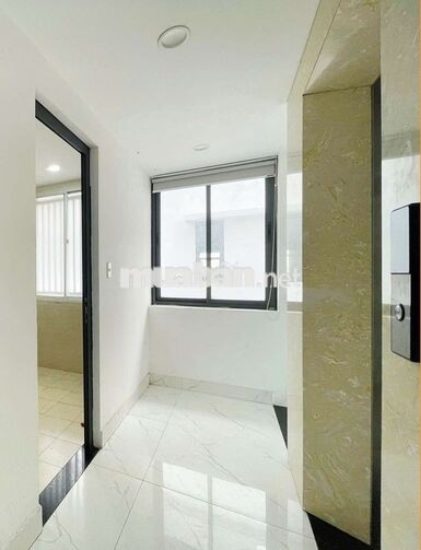 Văn phòng Nguyên tầng 90m2 hai mặt tiền thoáng đẹp giá chỉ 11tr/tháng
