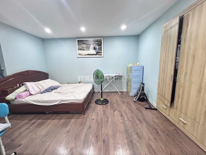 CC 6B The Easter City - Căn góc 2PN 72m2 full nội thất view Q1