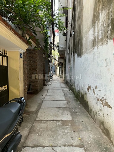 HƠN 9 TỶ_NHÀ MỚI 43M2_THANG MÁY_7 NGỦ_PHỐ KIM ĐỒNG_KO QH