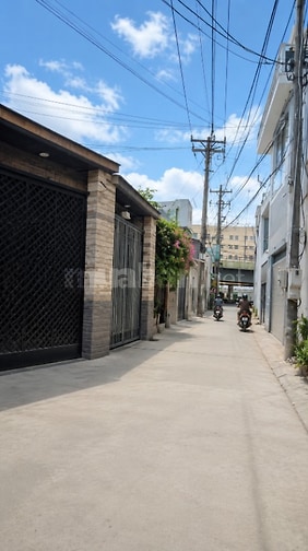 NHÀ CẤP 4 NGÃ TƯ VŨNG TÀU  2,5 TỶ TL