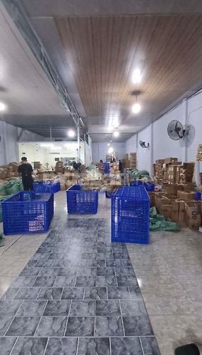 Cho Thuê 450m2 Kho Xưởng - Gần Ngã Tư Quang Trung