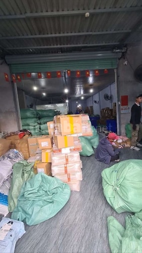 Cho Thuê 450m2 Kho Xưởng - Gần Ngã Tư Quang Trung