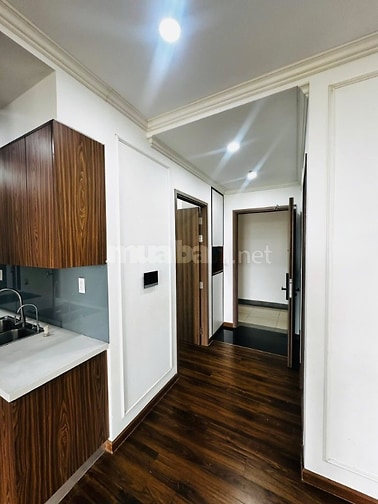 Căn hộ 3 phòng ngủ có nội thất- Satra Eximland,Phan Đăng Lưu giá 18tr/